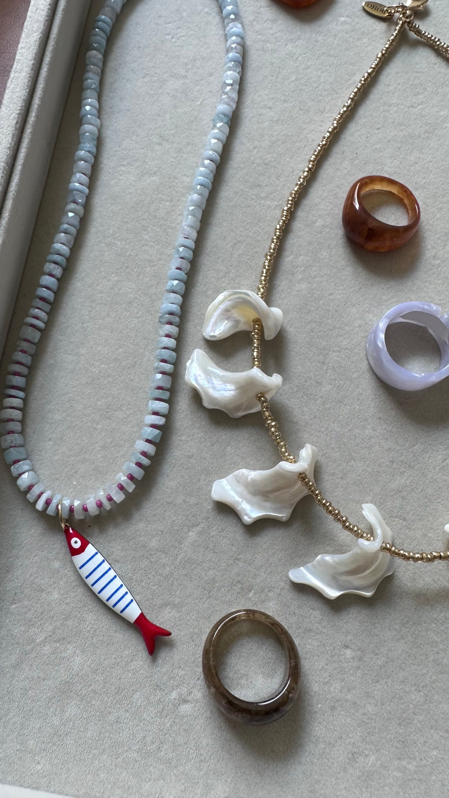 Aguamarina puka necklace