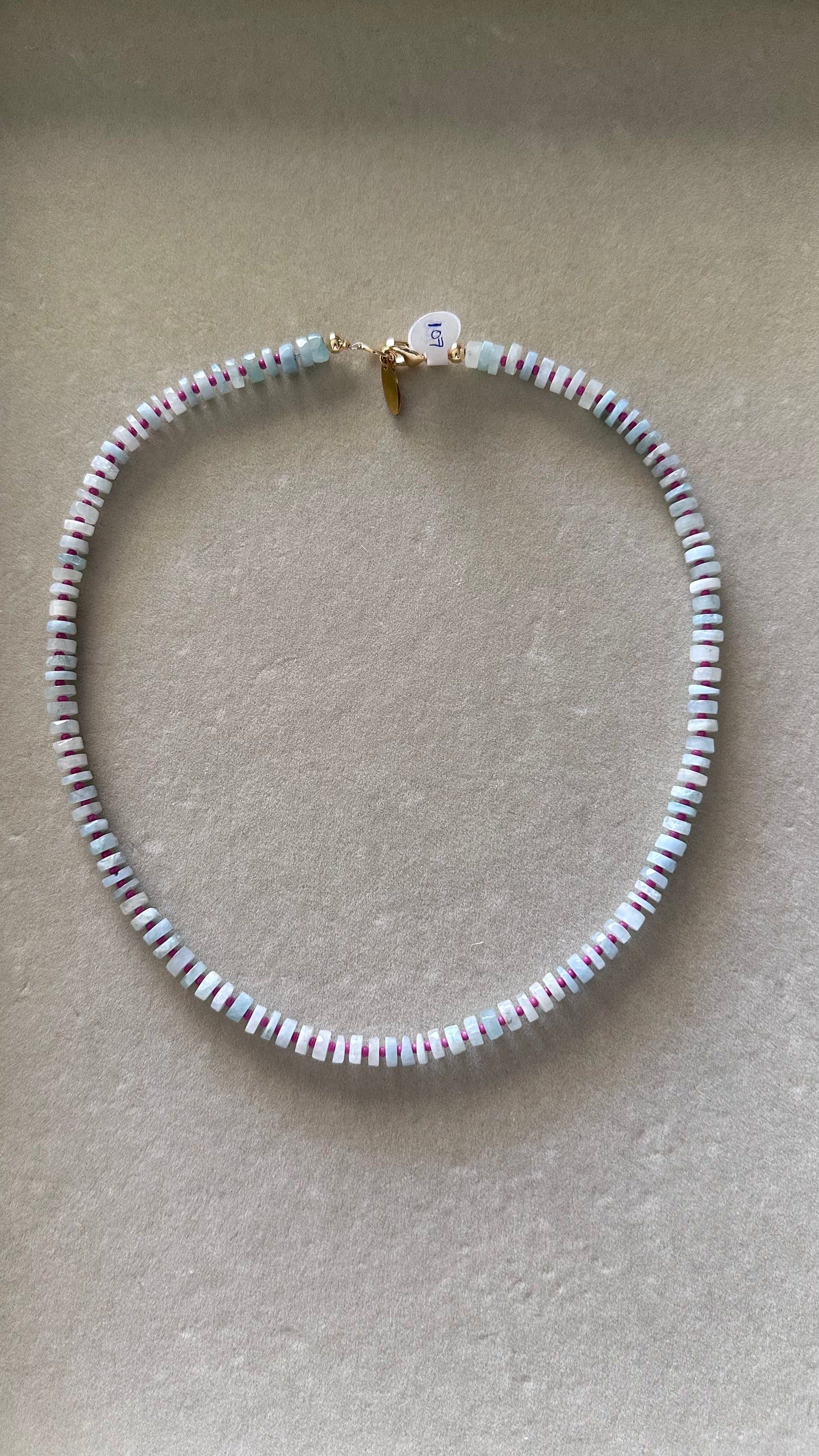 Aguamarina puka necklace