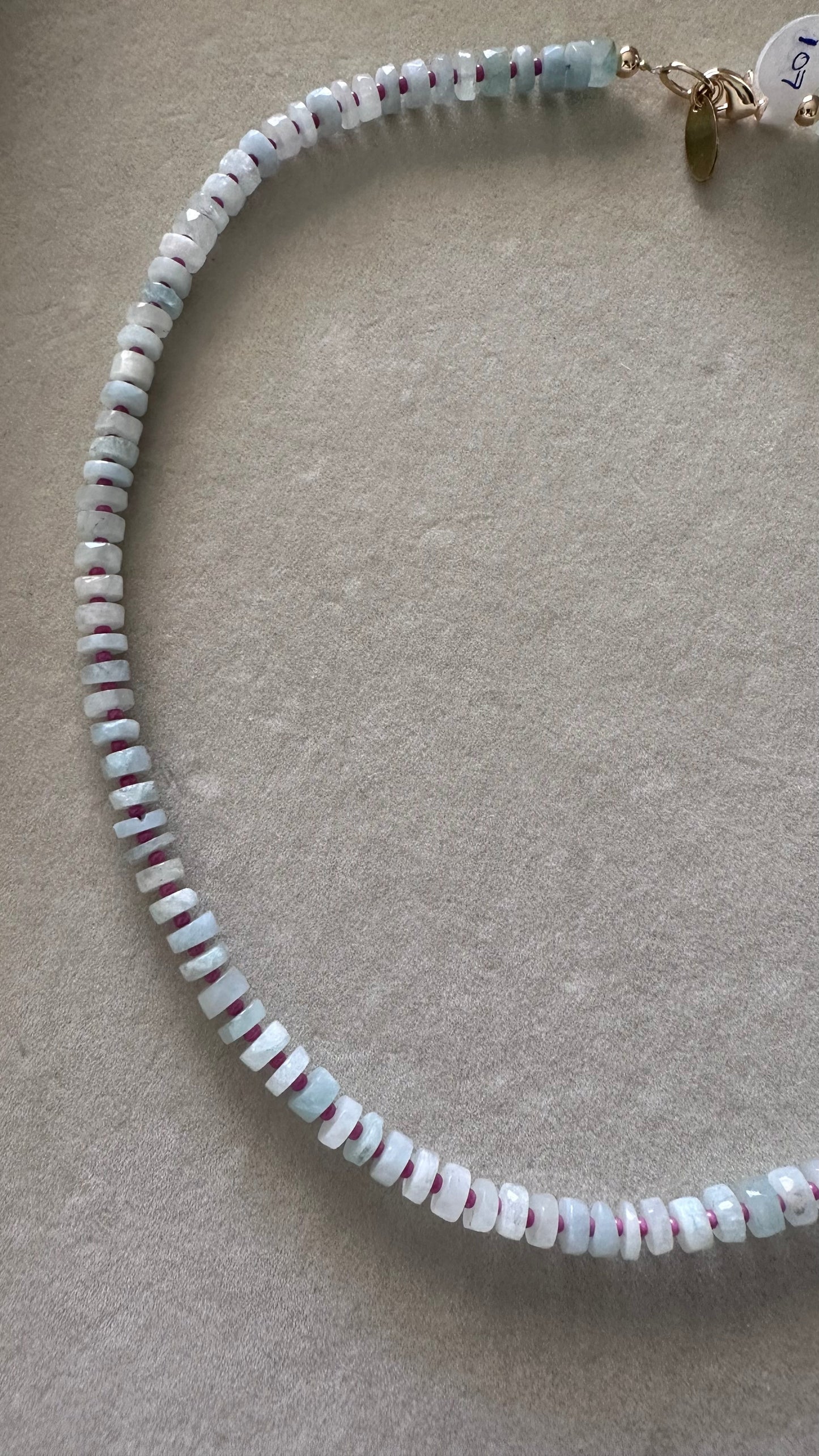 Aguamarina puka necklace