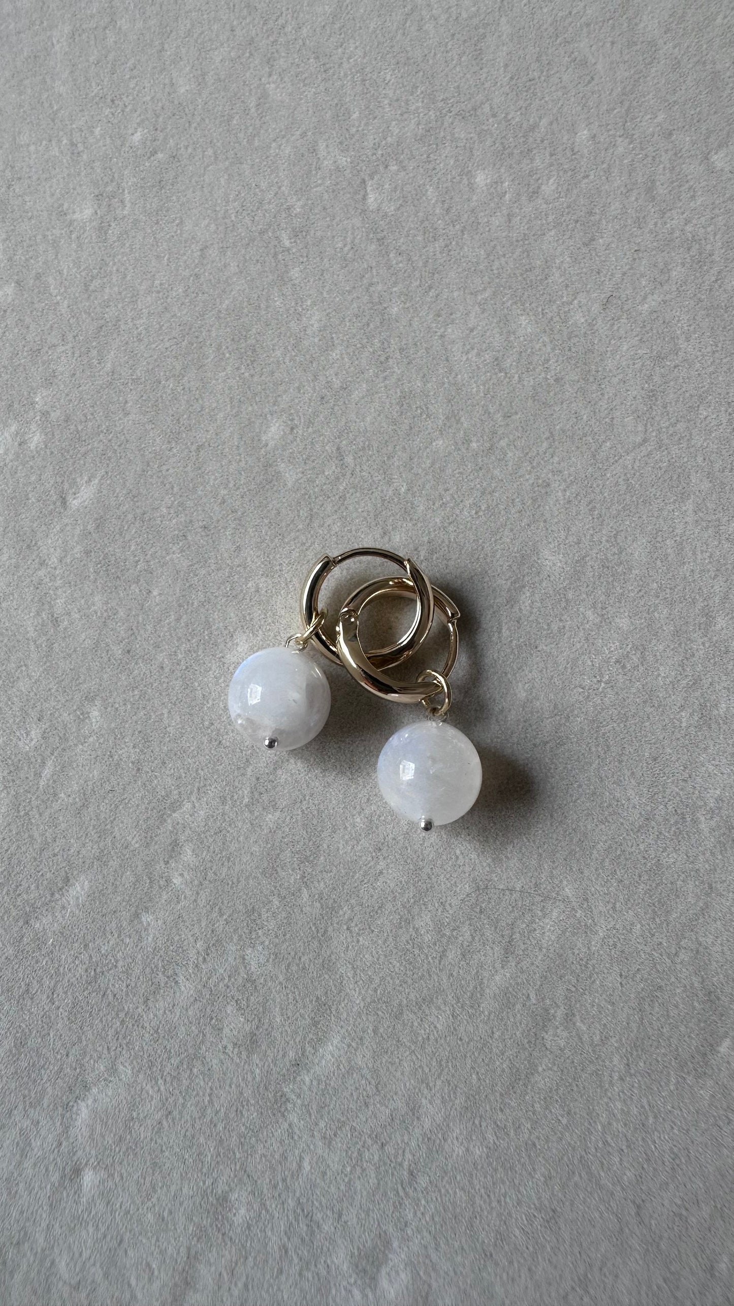 Luna hoops